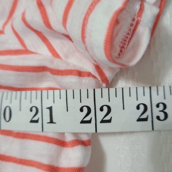 Old Navy Woman's Crewneck Short Sleeve T-Shirt,  Size: XL Color: Pink - Picture 12 of 14